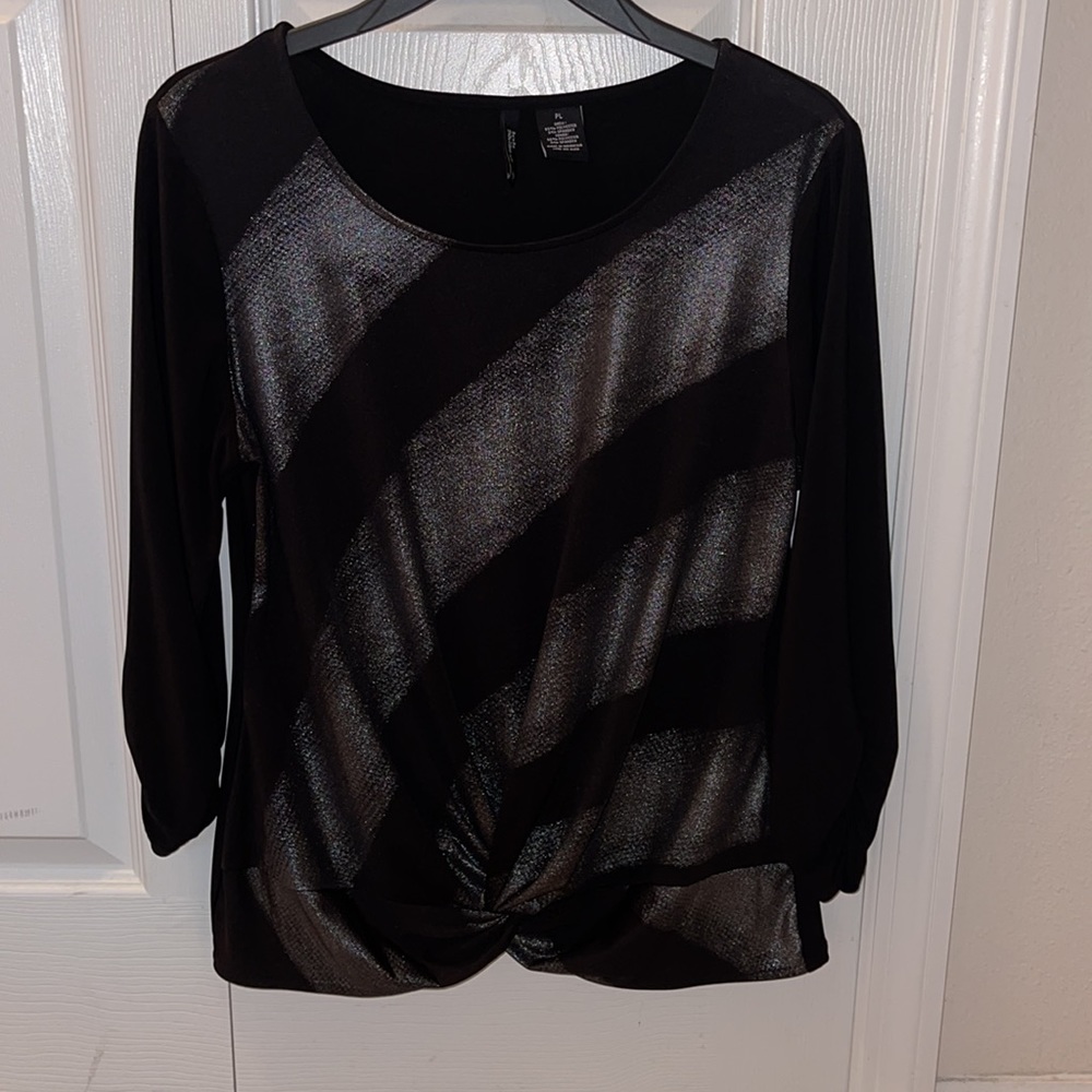 Black & Silver Long Sleeve Top (CL)